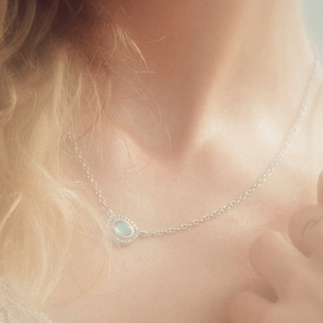 Era Necklace