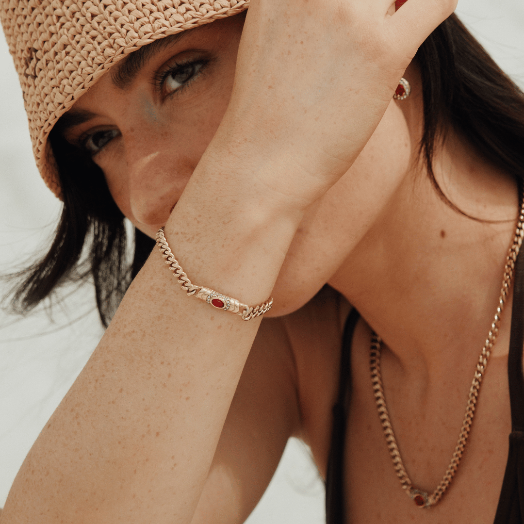 Bella Bracelet in Gold