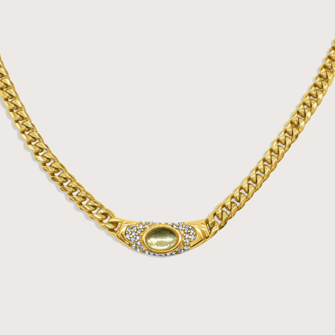 Bella Necklace in Gold