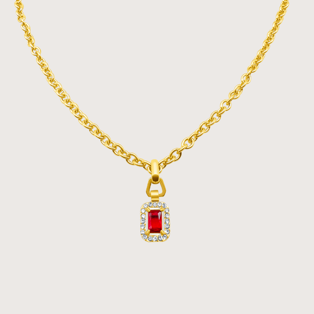 Lila Necklace in Gold