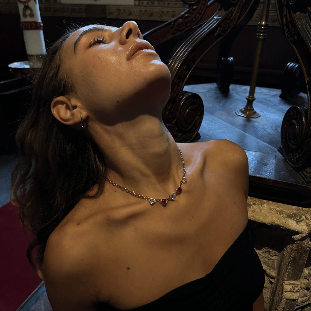 Amor Necklace