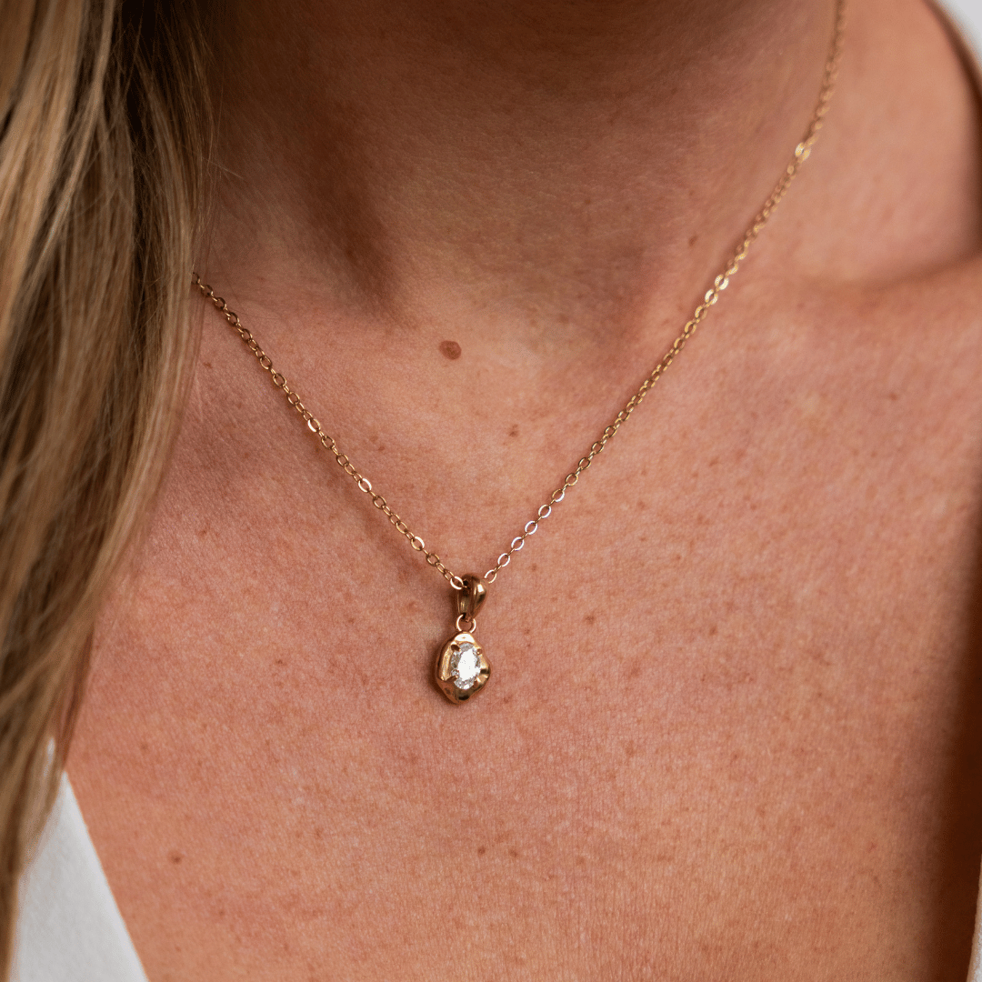 Dara Necklace