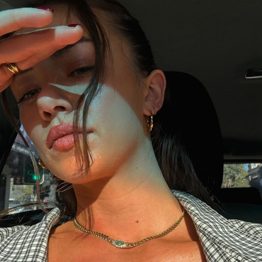Bella Necklace in Gold