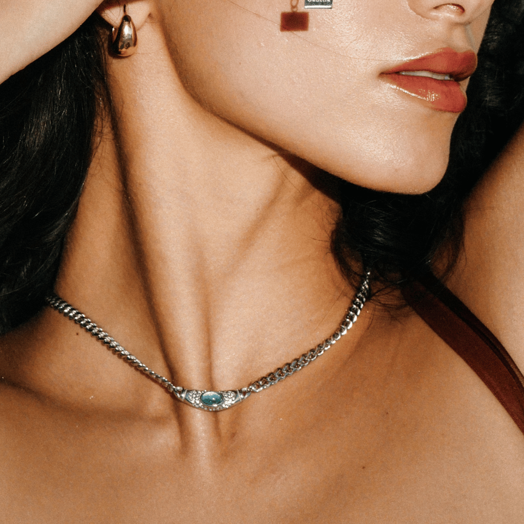 Bella Necklace in Silver