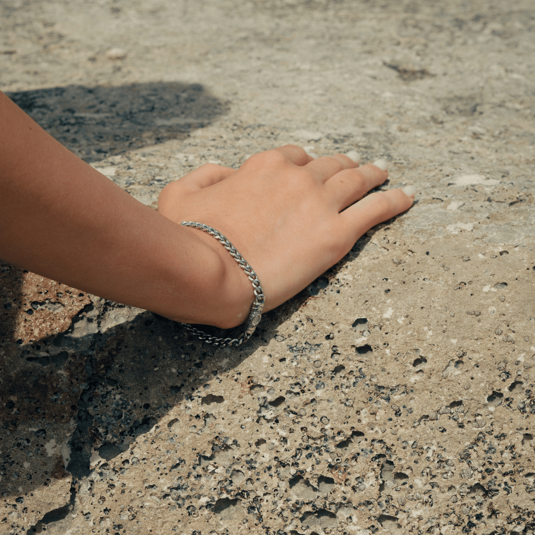 Bella Bracelet in Silver