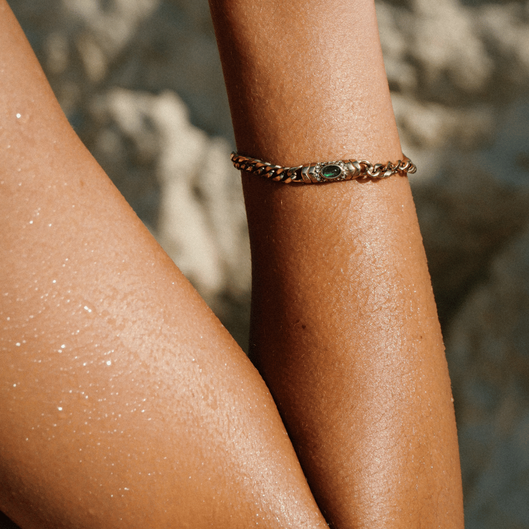 Bella Bracelet in Gold