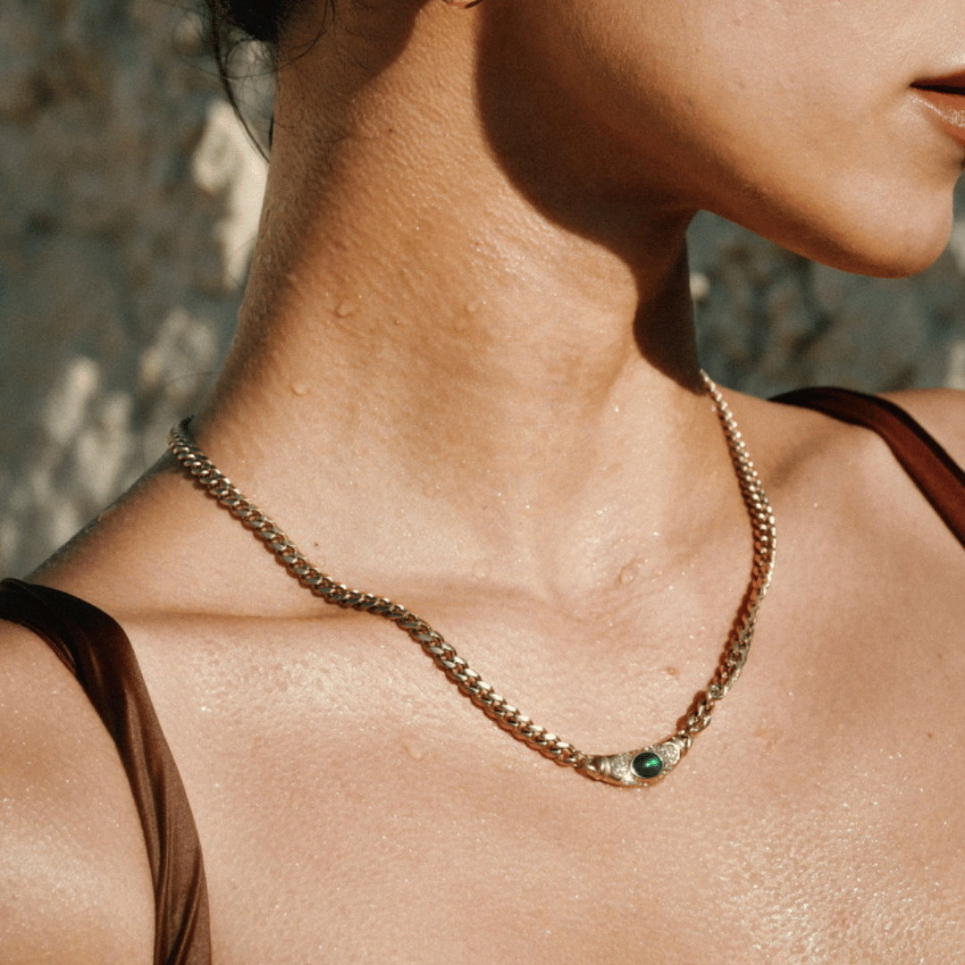 Bella Necklace in Gold