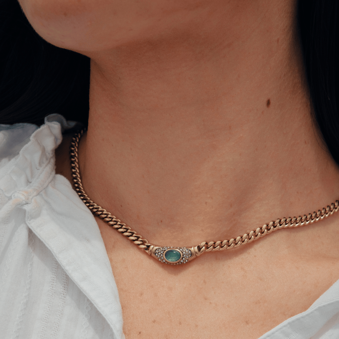 Bella Necklace in Gold