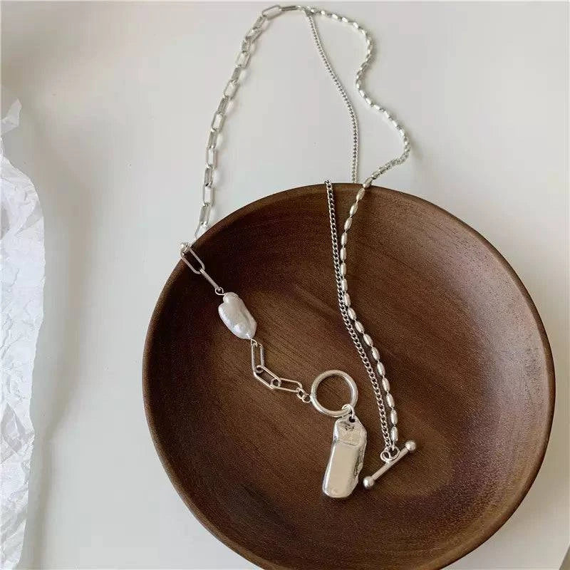 Omnia Necklace in Silver