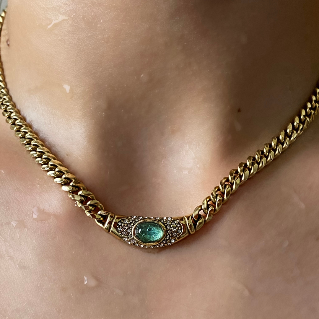 Bella Necklace in Gold